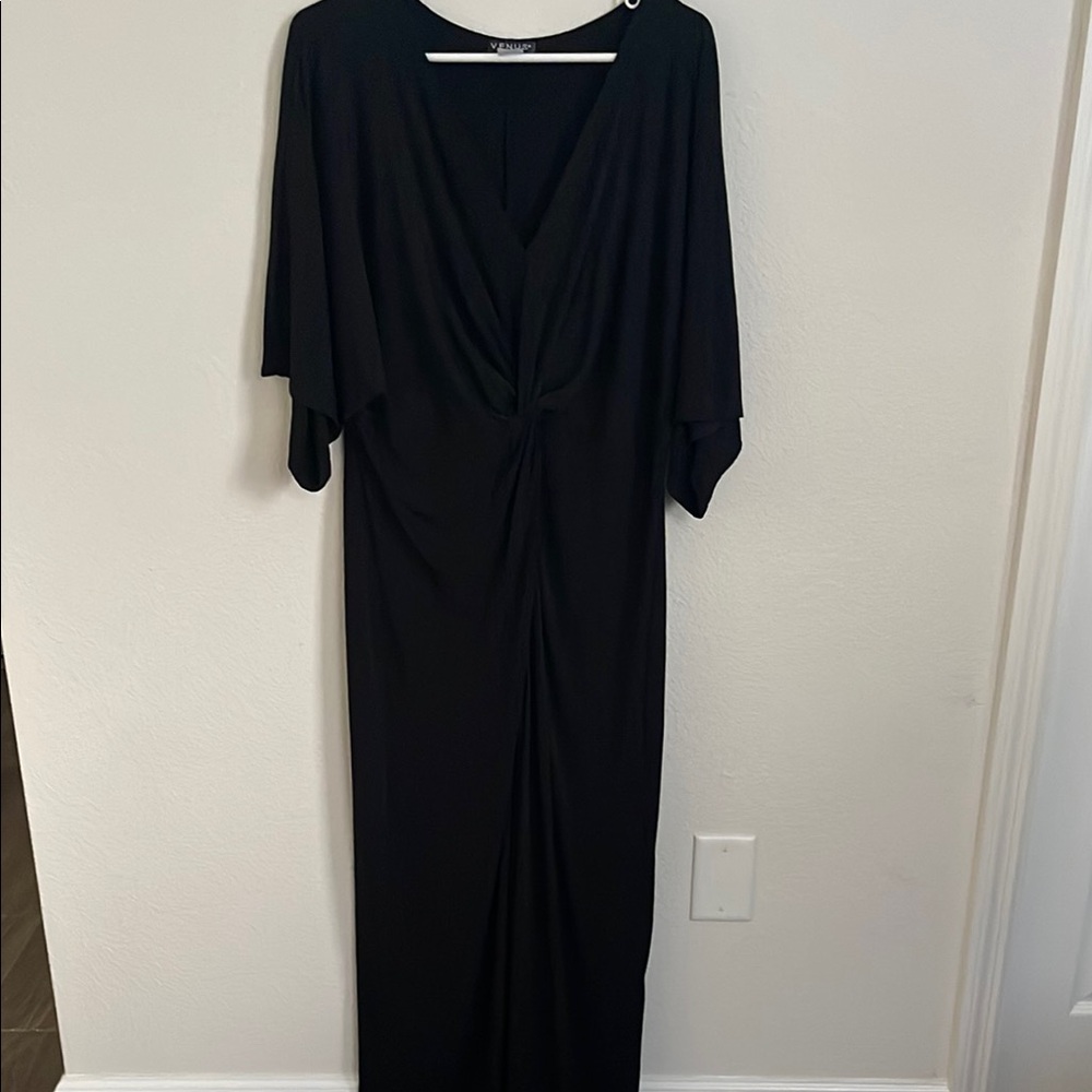 VENUS Black butterfly Sleeve Maxi Dress